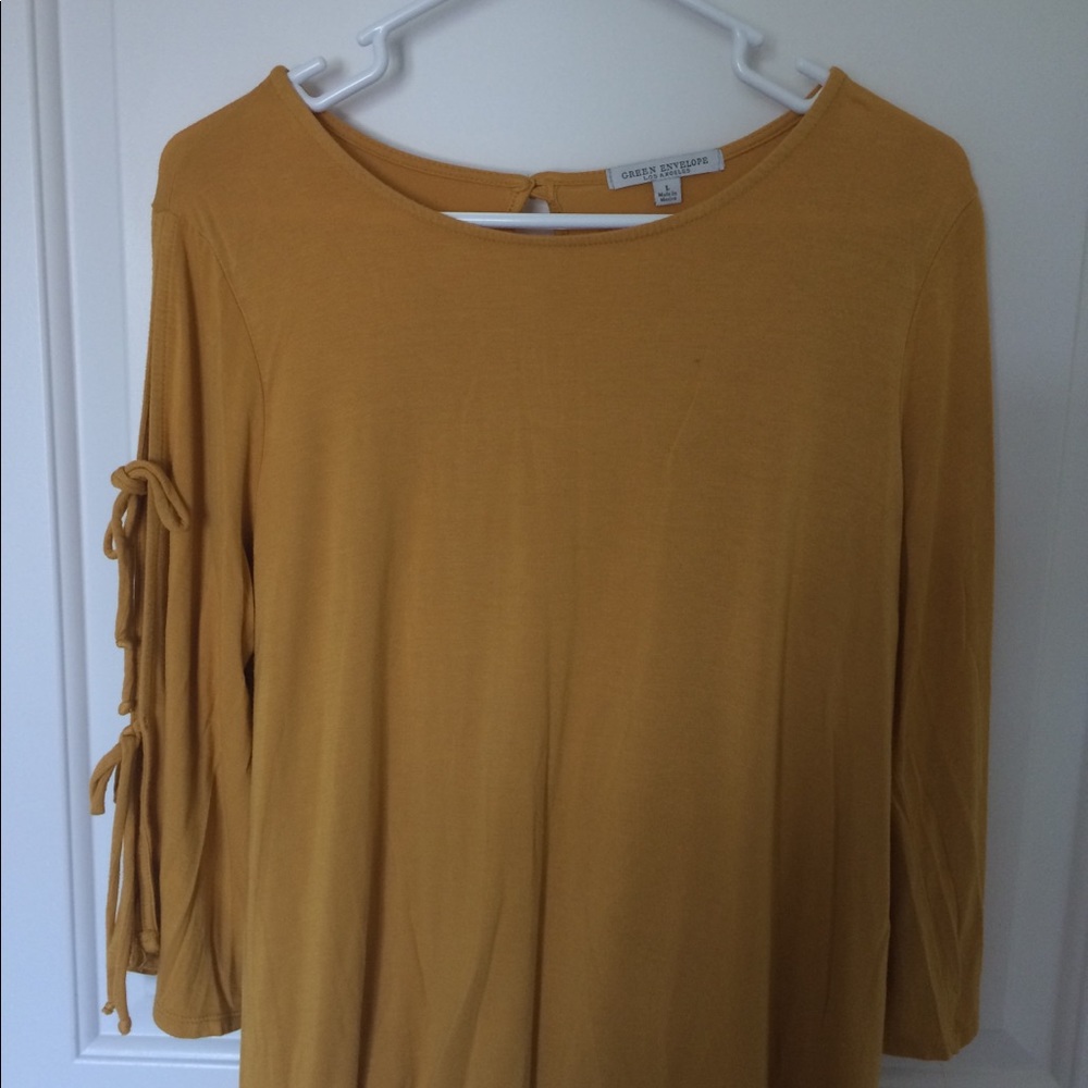 Cute blouse